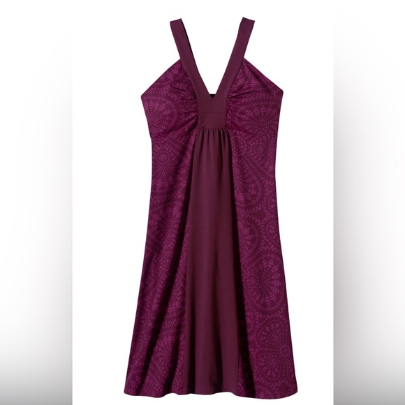 Patagonia Dresses & Skirts - Patagonia Women’s Medium Corrine Mosaic Currant Athletic Dress